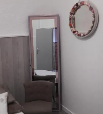 La Petite Maison De Cruzy