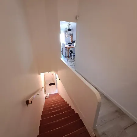 La Petite Maison De